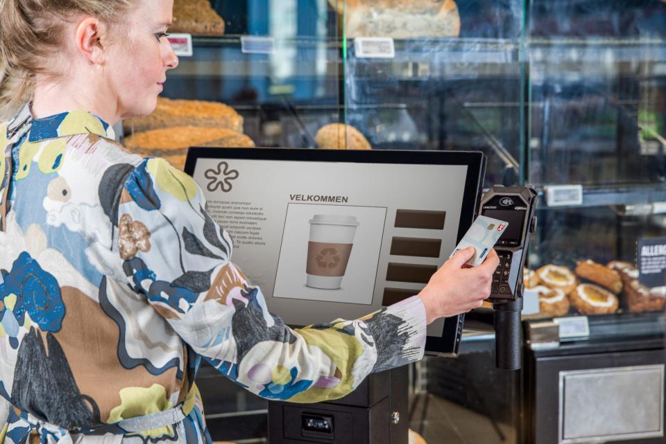 SpacePole SelfService Kiosk™