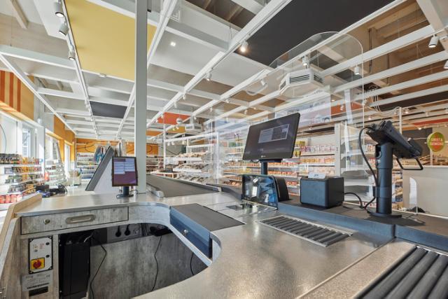 Ergonomic Solutions supports new supermarket training centre at Food Akademie Neuwied, with its latest technology mounting solutions